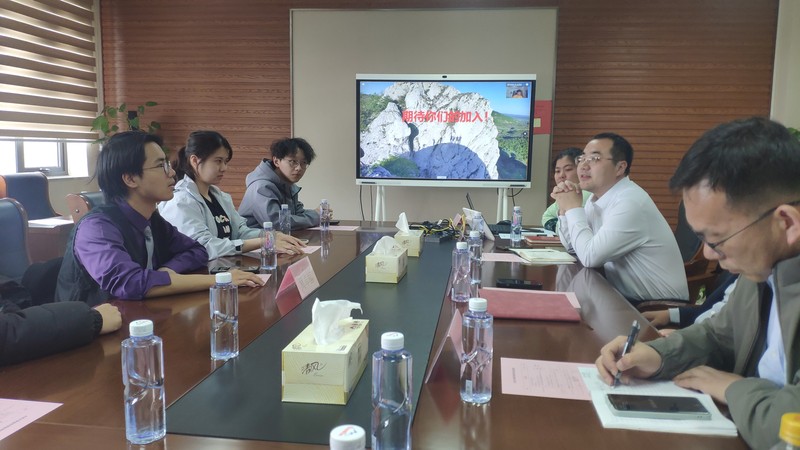 5.座谈-金榜生招聘计划与地勘板块介绍.jpg